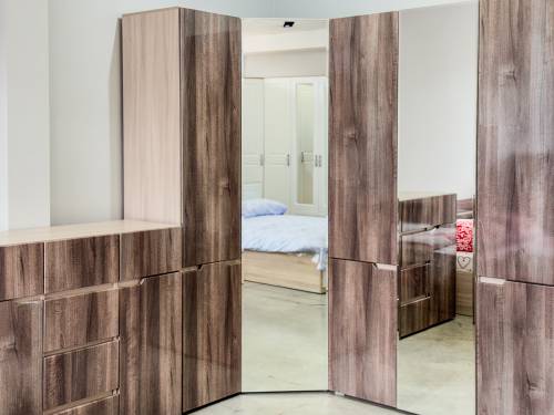 Спальный гарнитур "ТРИО" с древесной фактурой Спальный гарнитур "ТРИО" с древесной фактурой - Фабрика ЭКО