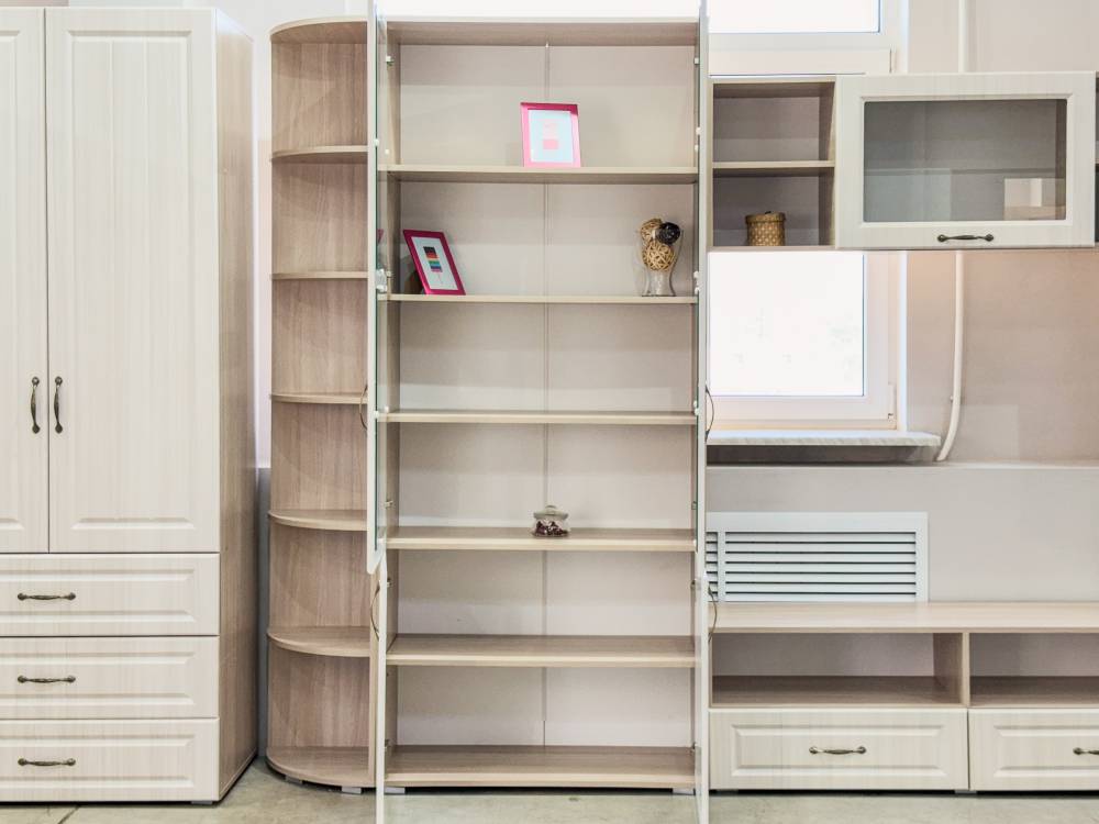 Шкаф 900 «Монако» гостиная со стеклом купить в Перми