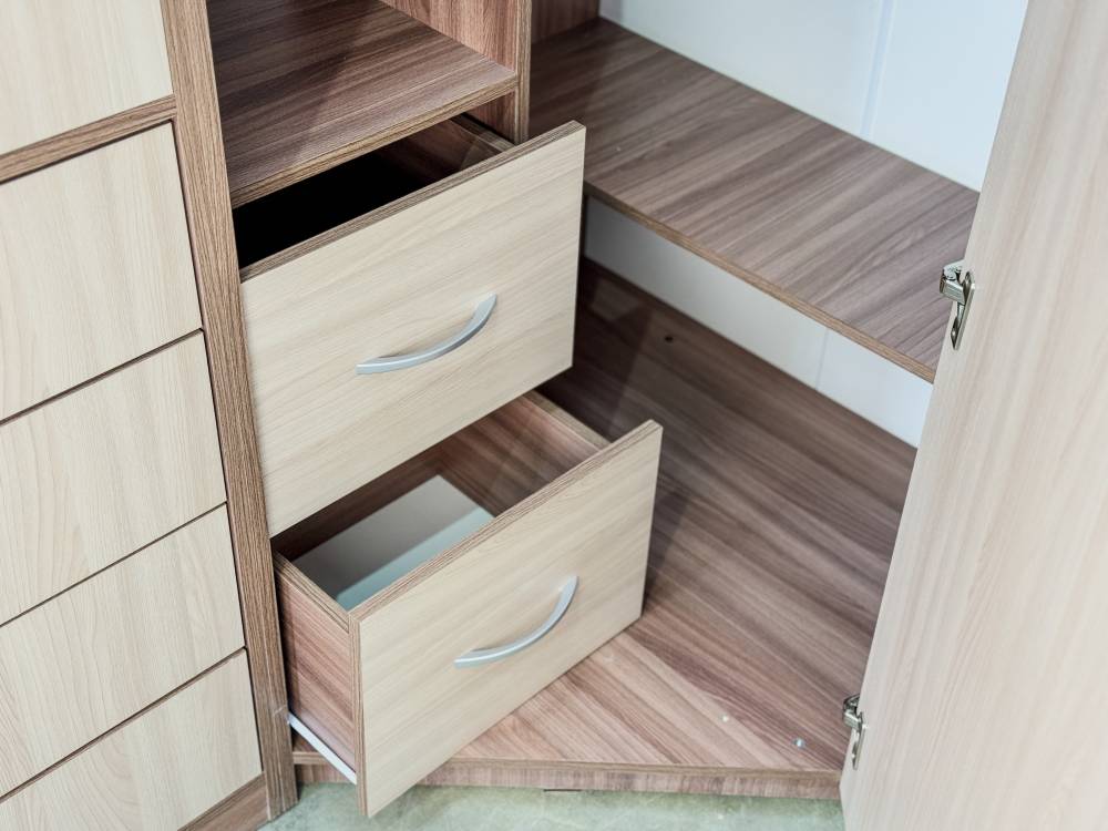 Шкаф угловой «Дуэт Люкс» с зеркалом в цвете Шимо темный/светлый купить в Перми