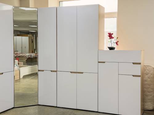 Белый спальный гарнитур в стиле минимализм "ТРИО" Белый спальный гарнитур в стиле минимализм "ТРИО" - Фабрика ЭКО