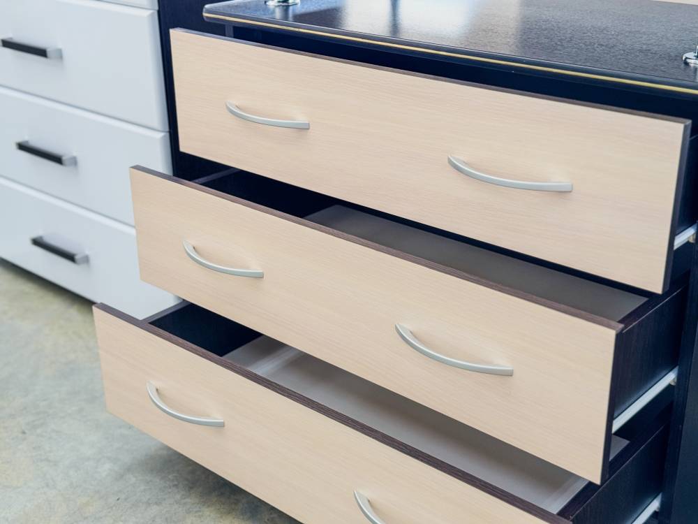 Комод «Джокер» в цвете Венге/Млечный дуб купить в Перми