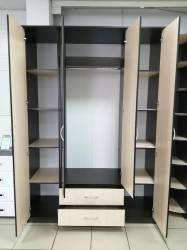 Шкаф 4-х ств. с 2 ящиками «Карина» с зеркалом в цвете Венге/Млечный Дуб - Фабрика ЭКО