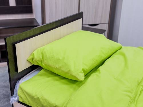 Кровать «Дуэт Люкс» в цвете Венге/Млечный Дуб Кровать «Дуэт Люкс» в цвете Венге/Млечный Дуб - Фабрика ЭКО