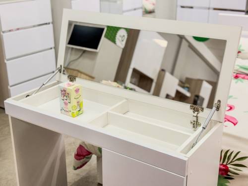 Стол туалетный Милан Стол туалетный Милан - Фабрика ЭКО